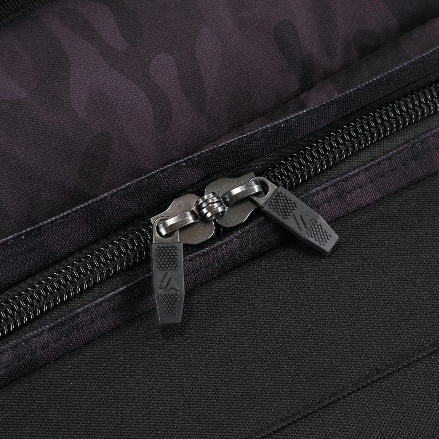 Surfanic Maxim 2.0 100L Roller Bag - Black Camo 11 Surfanic Maxim 2.0 100L Roller Bag - Black Camo - Image 9