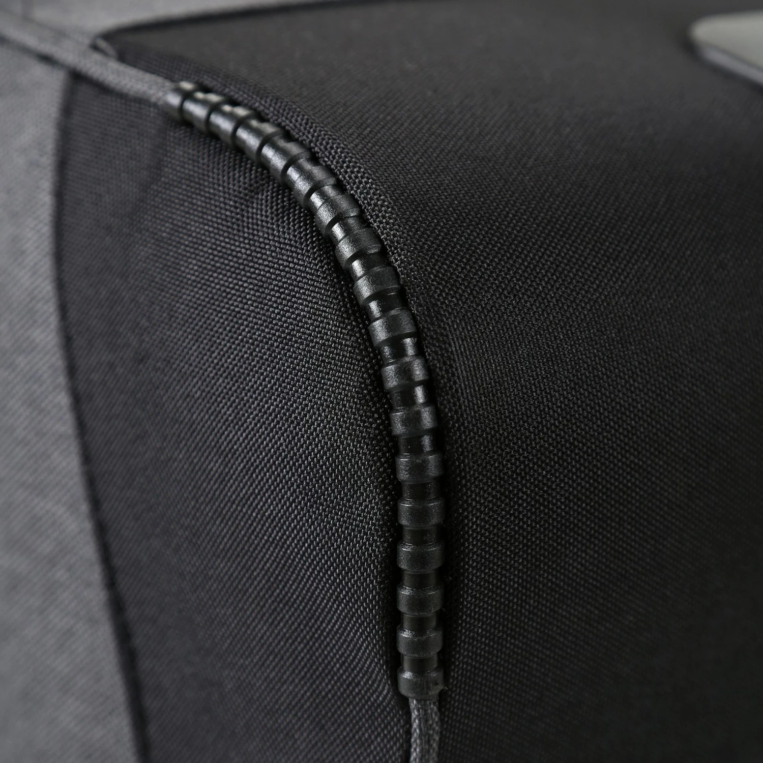 Surfanic Maxim 2.0 100L Roller Bag - Grey Marl 11 Surfanic Maxim 2.0 100L Roller Bag - Grey Marl - Image 9