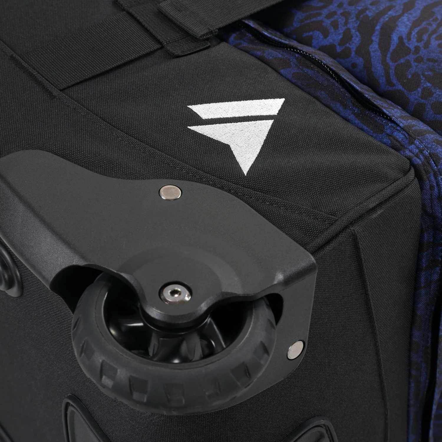 Surfanic Maxim 2.0 100L Roller Bag - Wild Midnight 12 Surfanic Maxim 2.0 100L Roller Bag - Wild Midnight - Image 10