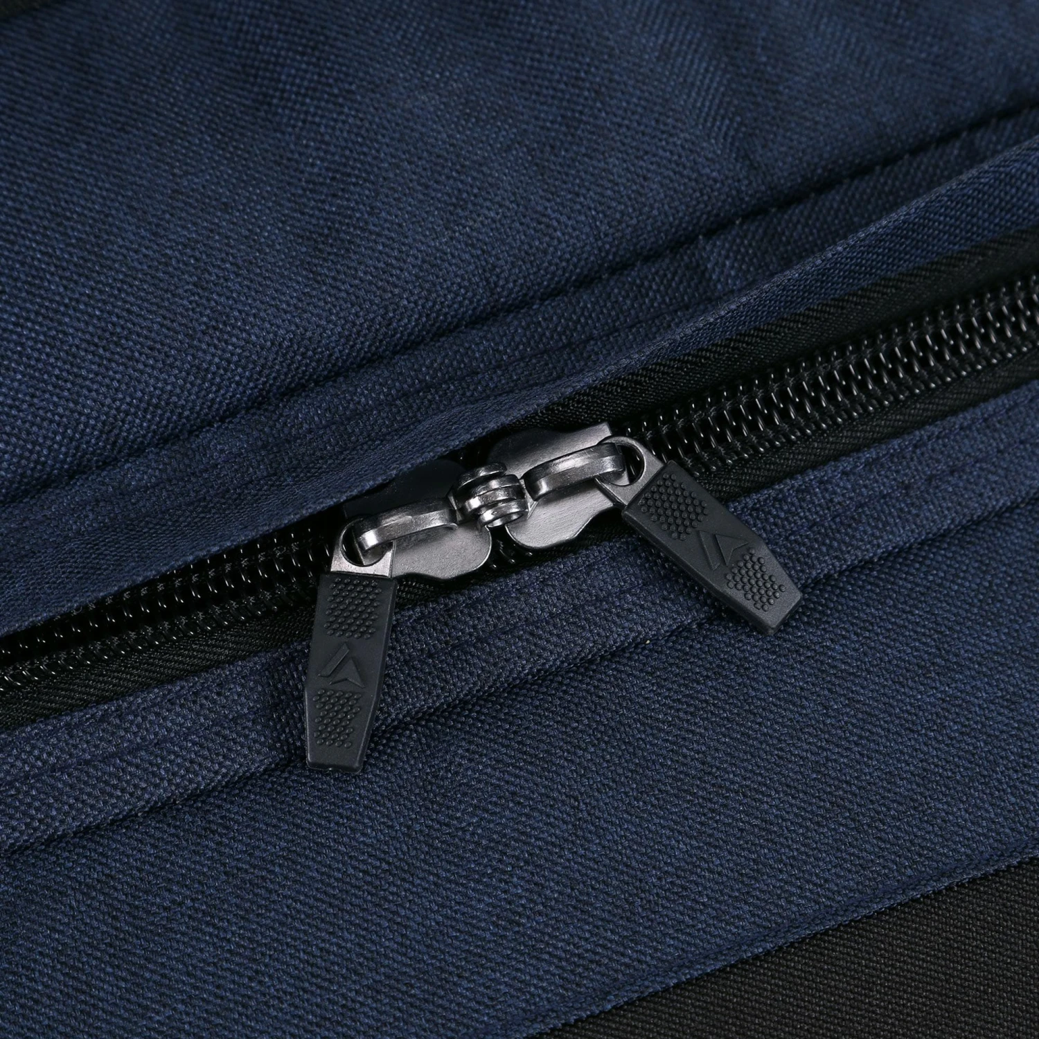 Surfanic Maxim 2.0 70L Roller Bag - Navy Marl 13 Surfanic Maxim 2.0 70L Roller Bag - Navy Marl - Image 11