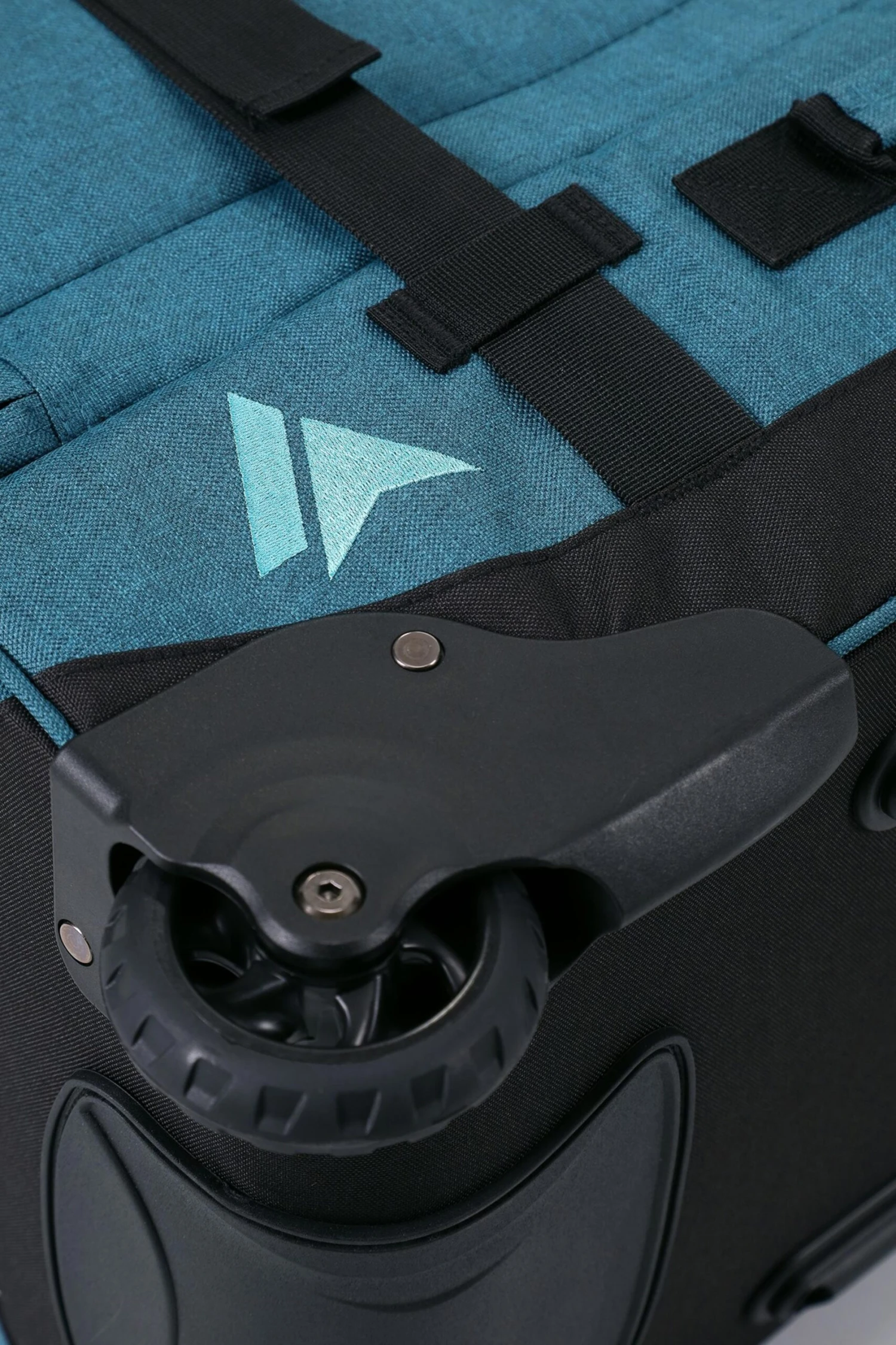 Surfanic Maxim 2.0 70L Roller Bag - Turquoise Marl 14 Surfanic Maxim 2.0 70L Roller Bag - Turquoise Marl - Image 12